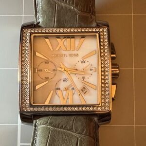 Michael Kors   Silver Watch with gray leather Strap